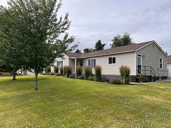 2nd image of 4403 Summitview Ave