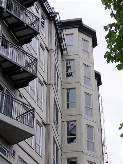1st image of 1420 E Pine St Unit 403
