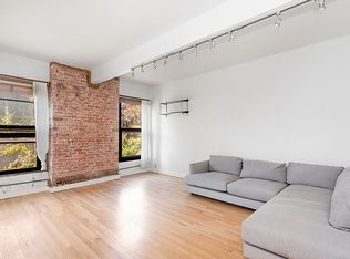 10 Christopher St APT 5C, New York, NY