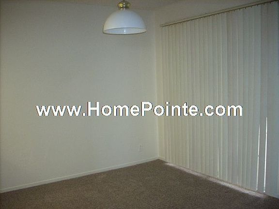 3rd image of 86 Del Vista Cir
