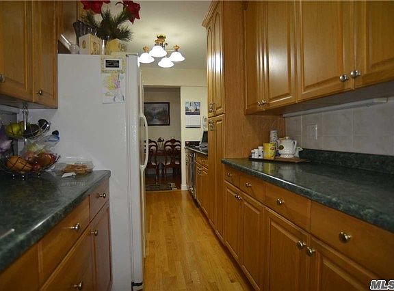3rd image of 83-20 98th St APT 4C