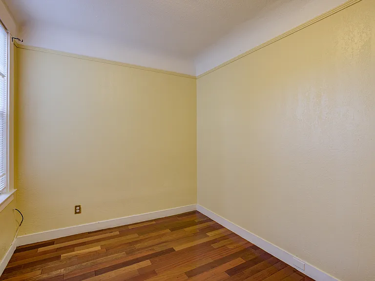 433 Brazil Ave — Photo 6