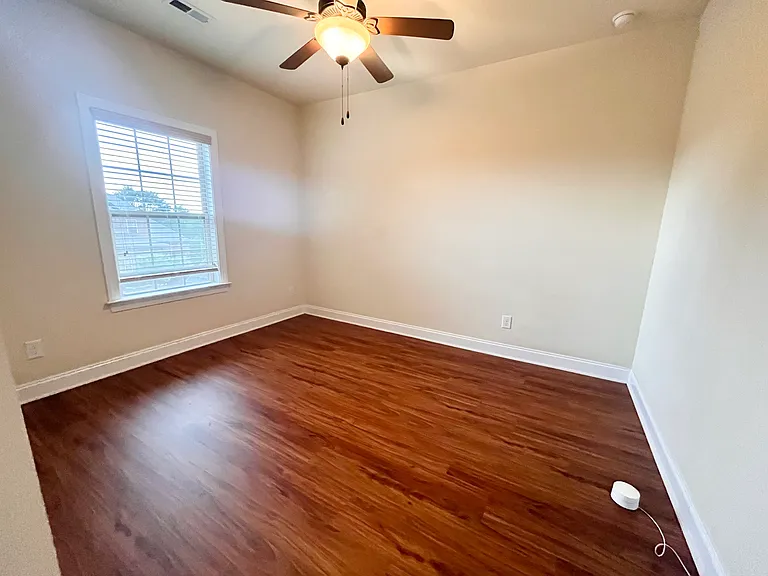 9615 Camden Town Dr NW — Photo 31