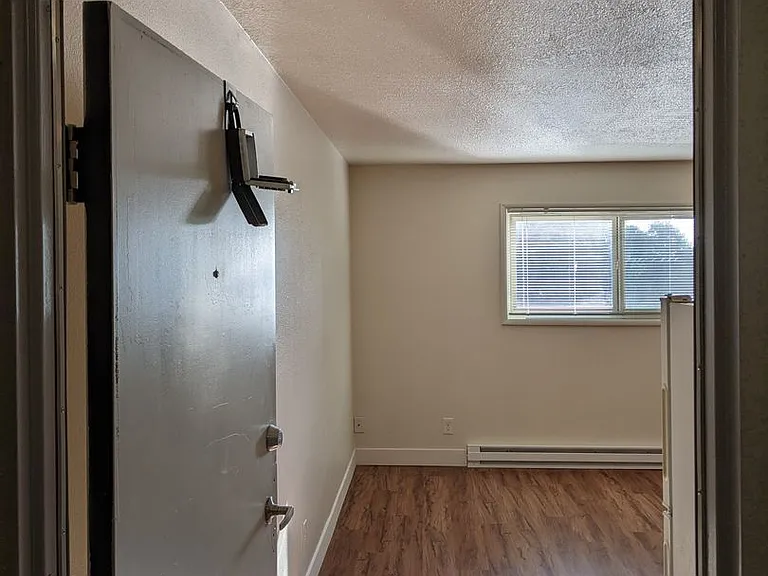 Watergate Apartments — Photo 66