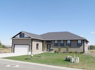 51 Green Meadows Dr, Sheridan, WY 82801