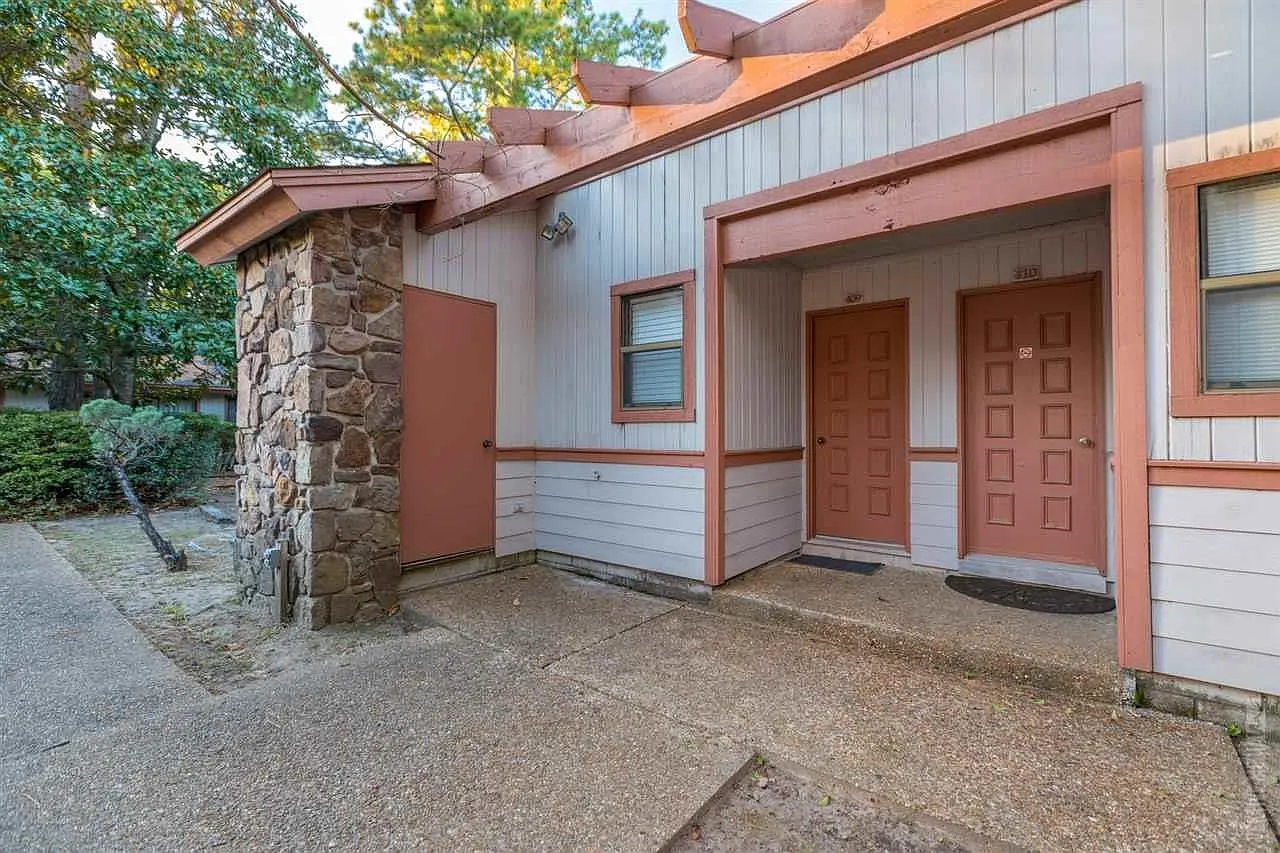 1 bed, 1.0 bath, 750 sqft, $1,400 — Photo 1