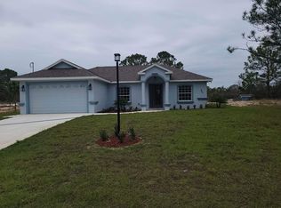 440 Apple Blossom Ave, Lake Placid, FL 33852