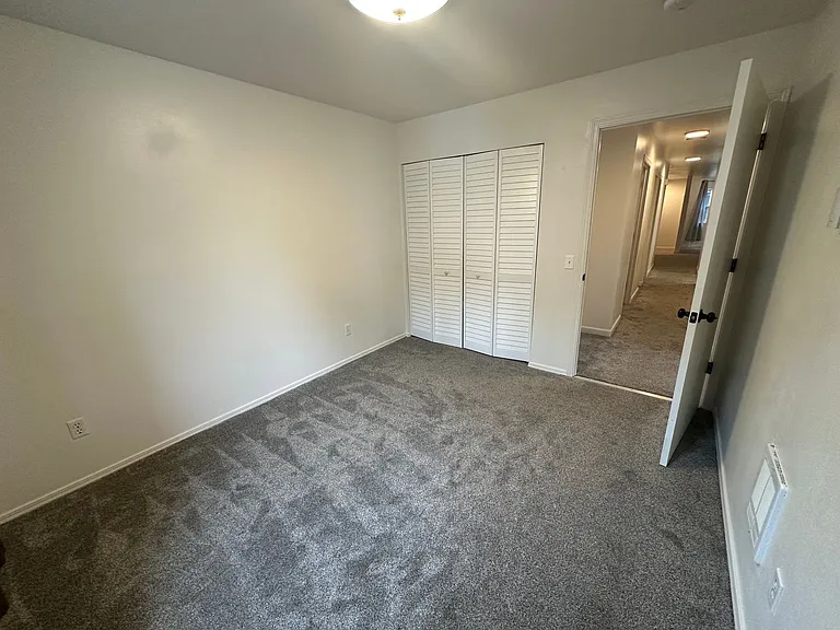 3354 Northwest Ave #101 — Photo 8