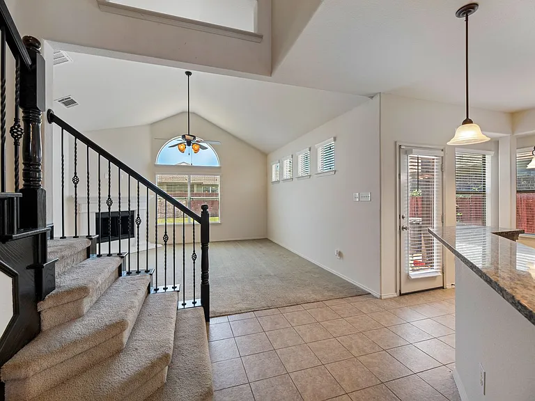 1636 Quail Grove Dr — Photo 8