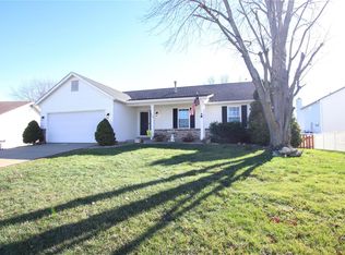 558 Prentice Dr, Saint Peters, MO 63376