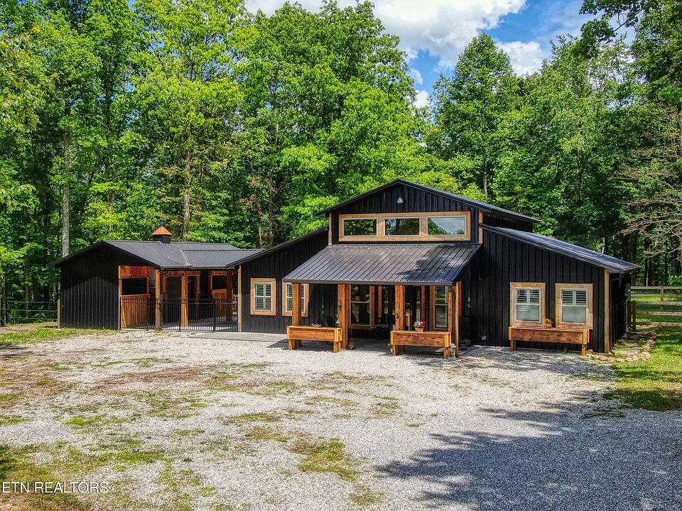 1st image of 279 Crouch Branch Ln