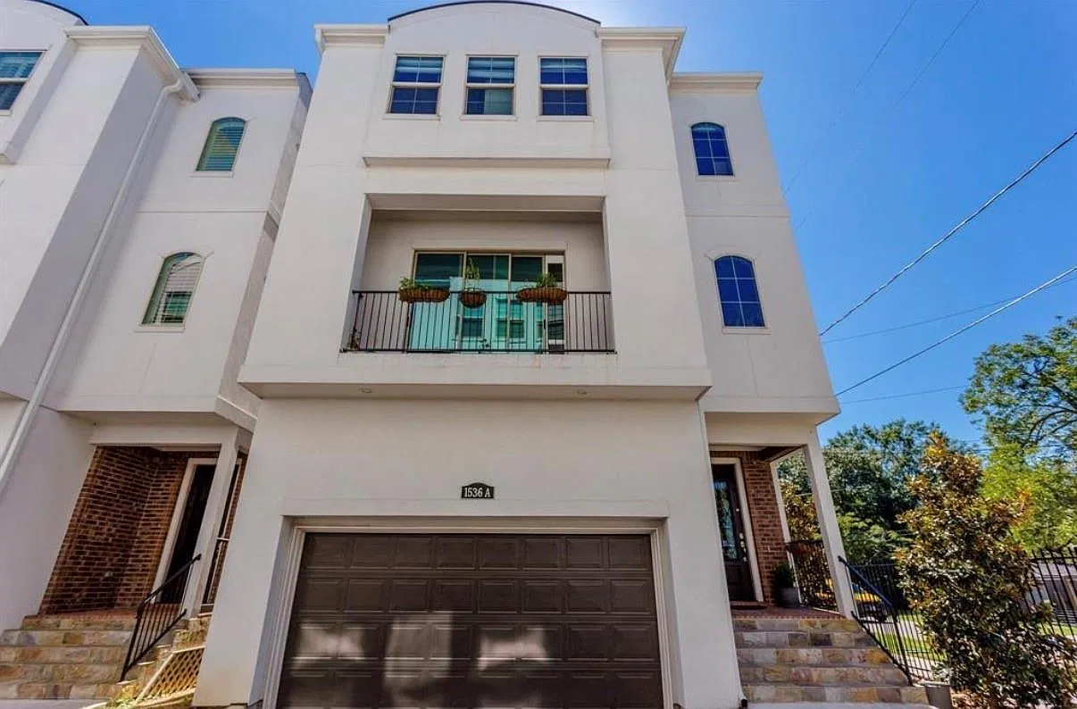 3 bed, 3.5 bath, 2544 sqft, $3,500 — Photo 2