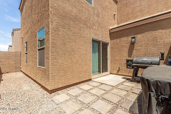8216 W Albeniz Pl — Photo 22