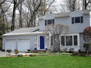 21 Watchung Rd, East Brunswick, NJ 08816