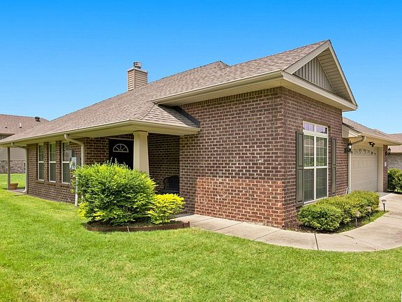 4th image of 342 Ivy Hills Cir