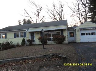 51 Vanderbilt Rd, Bristol, CT 06010