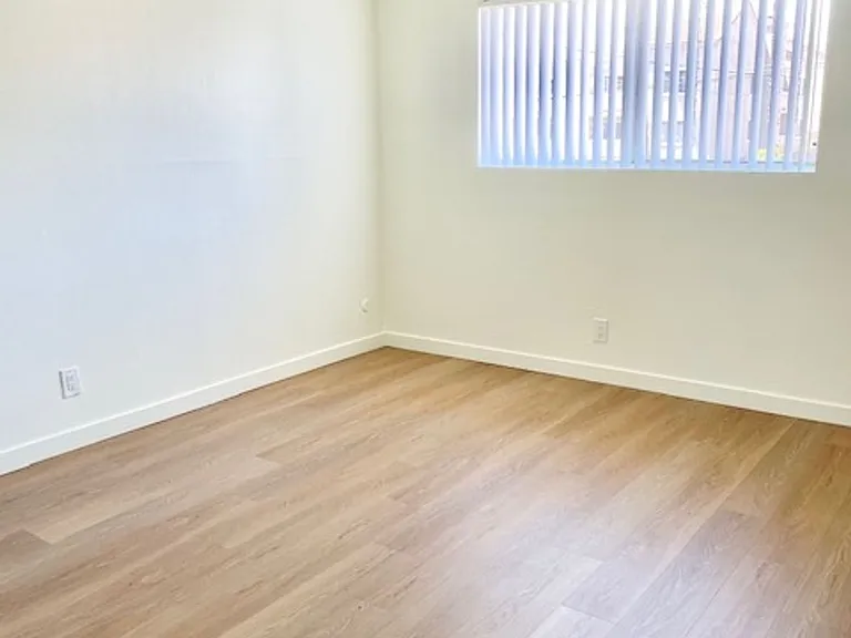 The Heritage Apartments — Photo 36