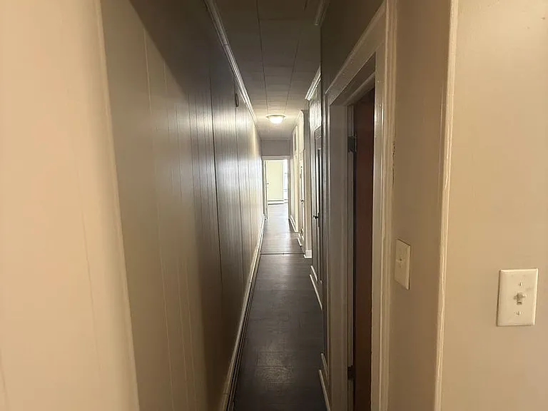113 W Main St — Photo 12