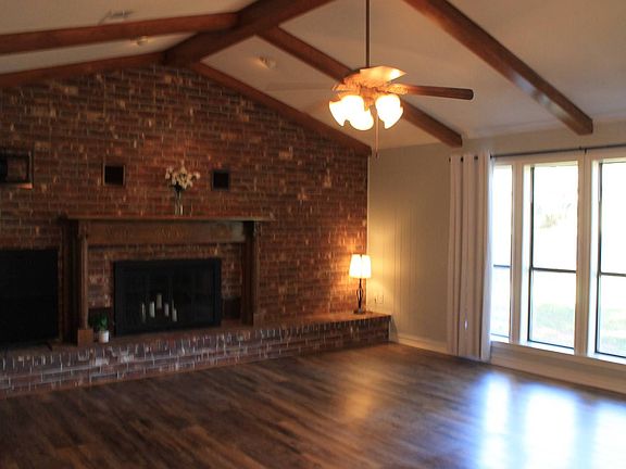 3rd image of 2607 Chaffin Ln