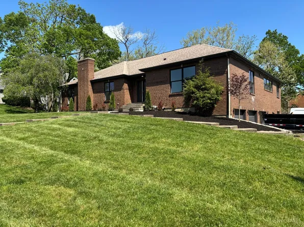 5960 Eaglet Dr, West Chester, OH 45069