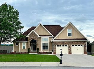 119 Running Oak Dr, Ringgold, GA 30736