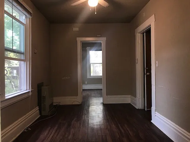 2405cs — Photo 1