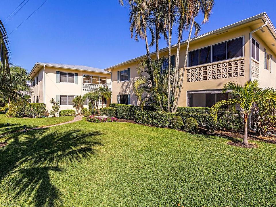 1st image of 1950 Gulf Shore Blvd N APT 103