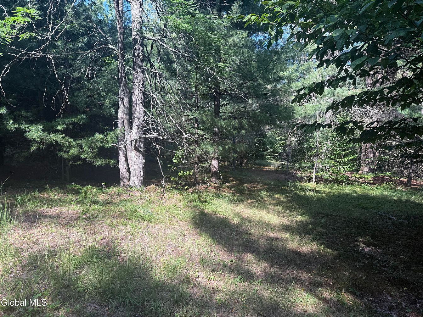 1st image of 375 Ormsbee Road