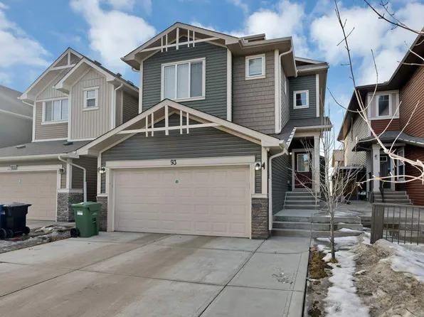 93 E Saddlestone Pl NE, Calgary, AB T3J 0Z6