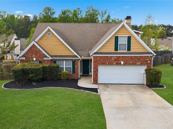 3269 Battlement Cir, Loganville, GA 30052