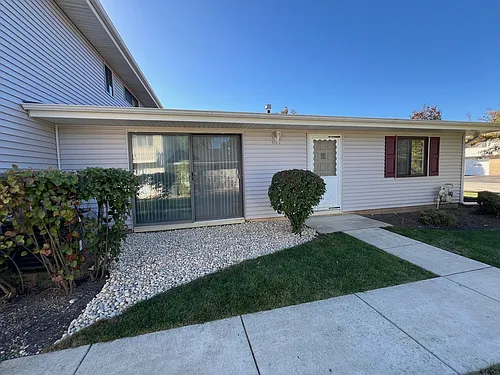 102 Tonset Ct #102 Photo 1