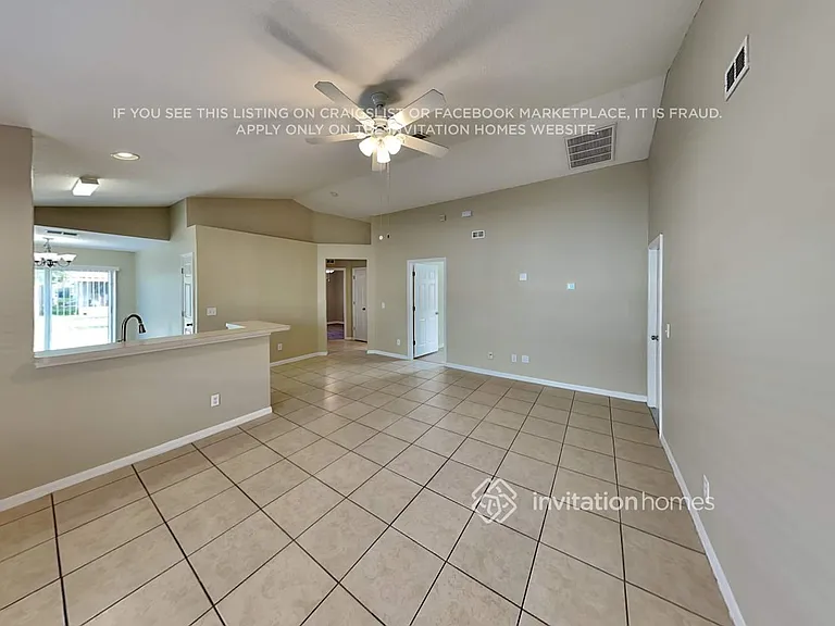 7462 Oxford Garden Cir — Photo 4