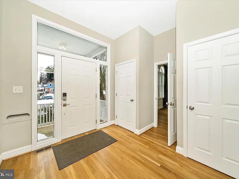 3313 Moline Rd — Photo 10