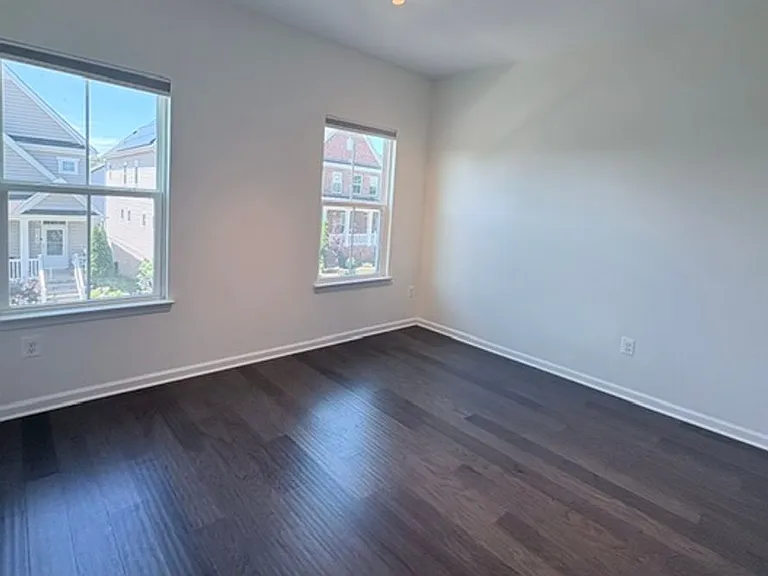 22110 Fulmer Ave — Photo 31