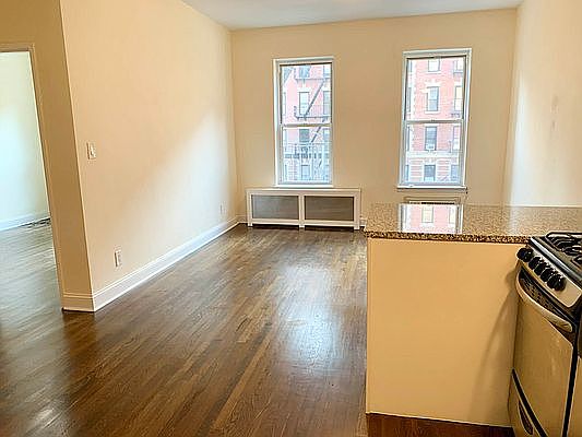 3rd image of 1269 1st Ave #5A