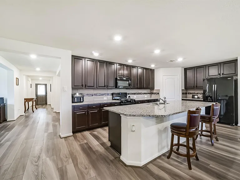 25546 Kensington Lake Dr — Photo 15