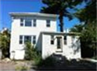 32 2nd St, Lowell, MA 01850