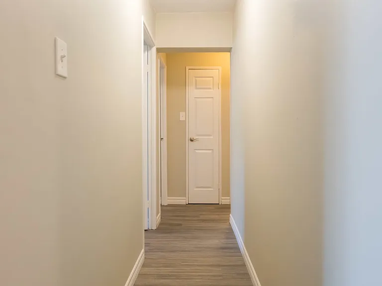 27 Terry Fox Pl — Photo 11