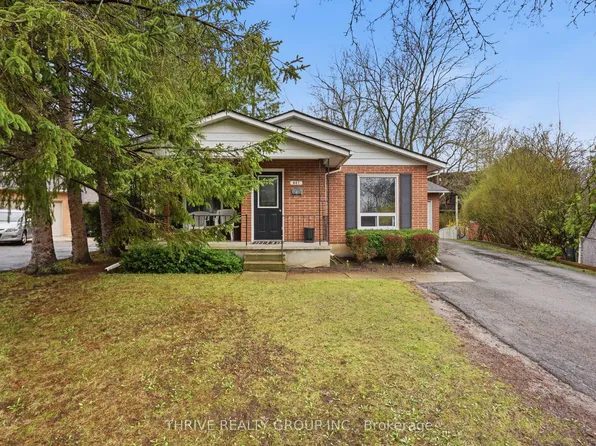 447 Castlegrove Ct N, London, ON N6G 1L2