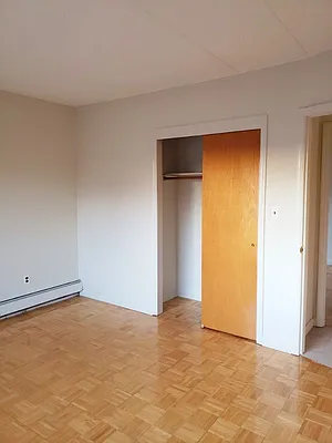 Rented by Voro, LLC | media 9