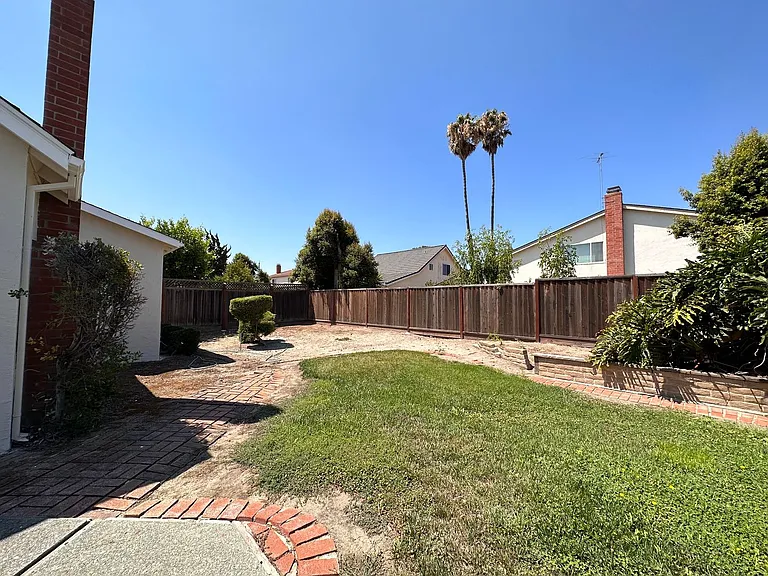 1181 Casa Marcia Pl — Photo 18
