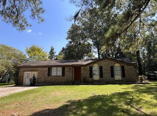 218 Columbia Dr, Ladson, SC 29456