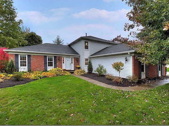 2nd image of 28715 Brockway Dr