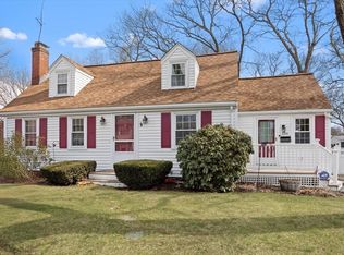 100 Holly Hill Cir, Weymouth, MA 02190
