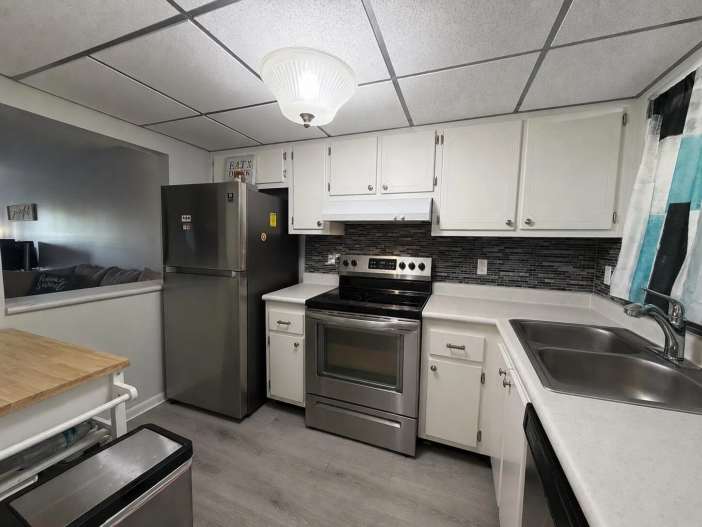 2 bed, 2.0 bath, 853 sqft, $1,850 — Photo 2