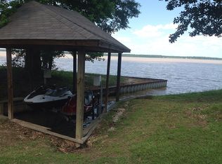 191 Ferguson Way, Pointblank, TX 77364