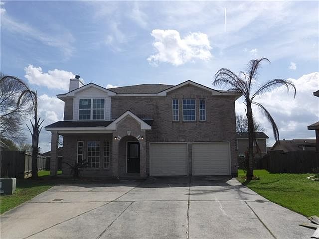 1st image of 3316 Village Green Ct