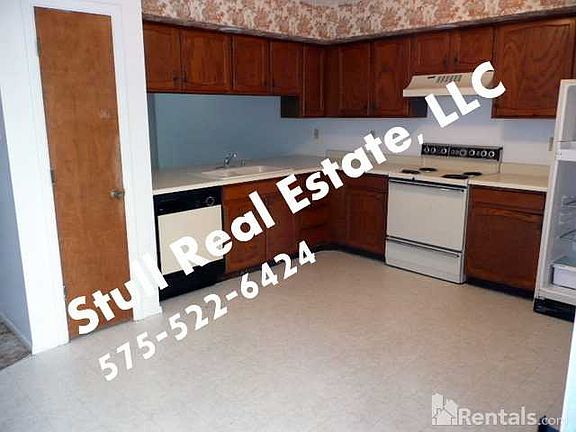 2nd image of 1345 Branson Ave APT 4B