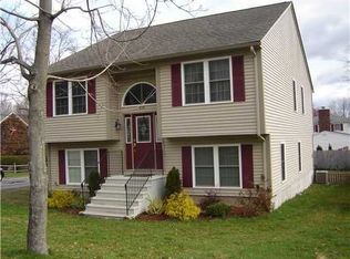 3193 Mendon Rd, Cumberland, RI 02864