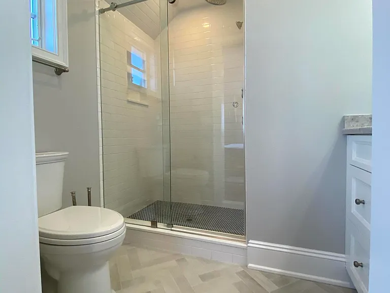 412 Lake Ave — Photo 8